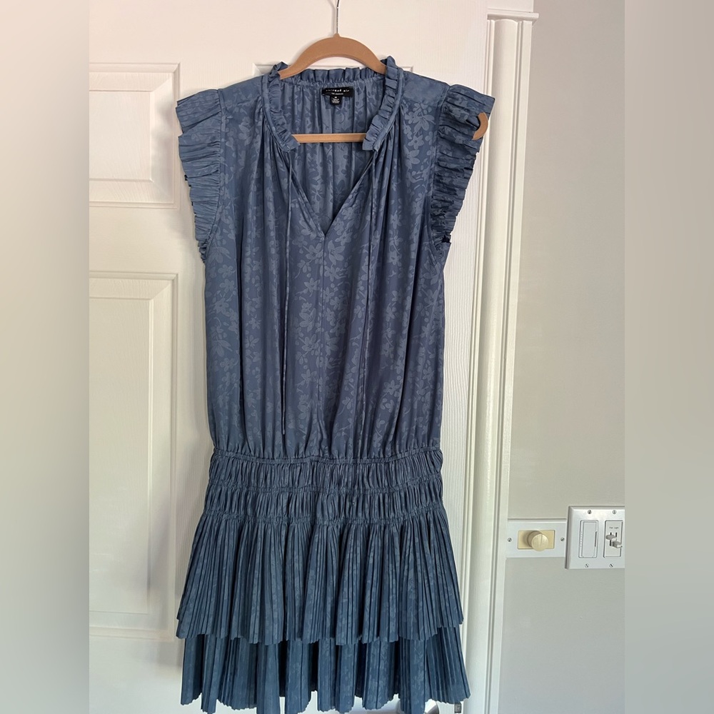 Current air new without tags. Size medium gorgeous blue with flower pattern